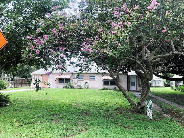 5555 Barton Dr
