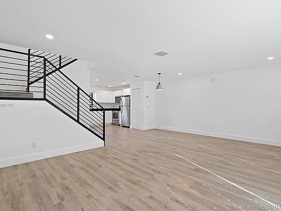 2nd image of 4329 NW 115th Ave #4309