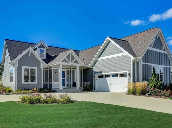 W59N1153 James CIRCLE, Cedarburg, WI 53012