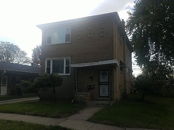 2nd image of 707 Sibley Blvd