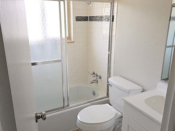 5th image of 1120 Holland Park Blvd