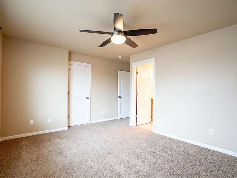 20487 Brentwood Ave — Photo 30