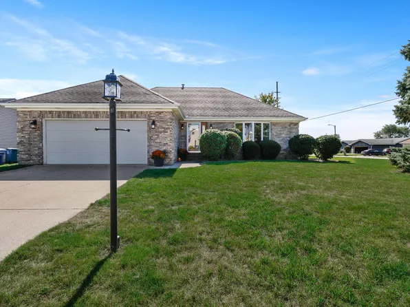 1553 W 96th Pl, Crown Point, IN 46307