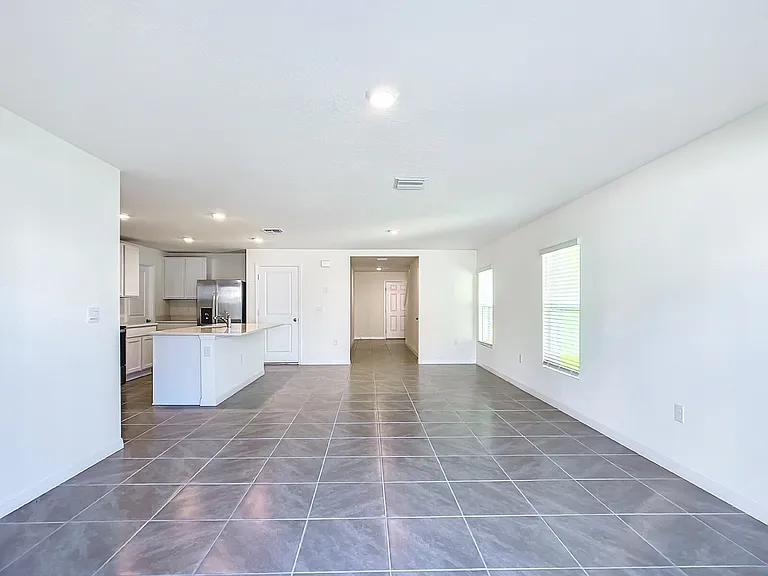 8656 45th Ct — Photo 18
