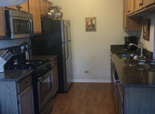 177 Port Royal Cir, Aurora, IL 60504