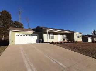 943 Emily Ln, Cookeville, TN 38501