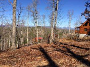 1 Carolina Fox Cir, Murphy, NC 28906