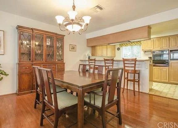 4th image of 5229 Balboa Blvd Unit 10