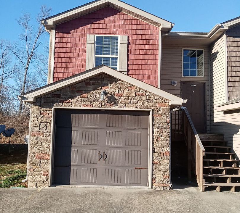 1st image of 1725 Thistlewood Dr #A