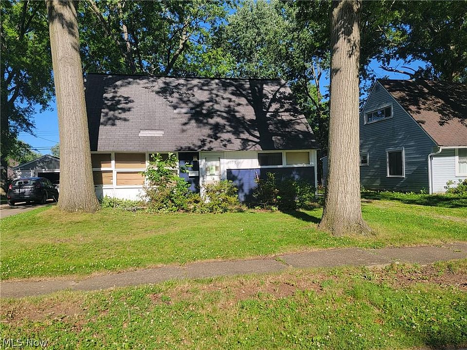 1st image of 1875 Windsor St