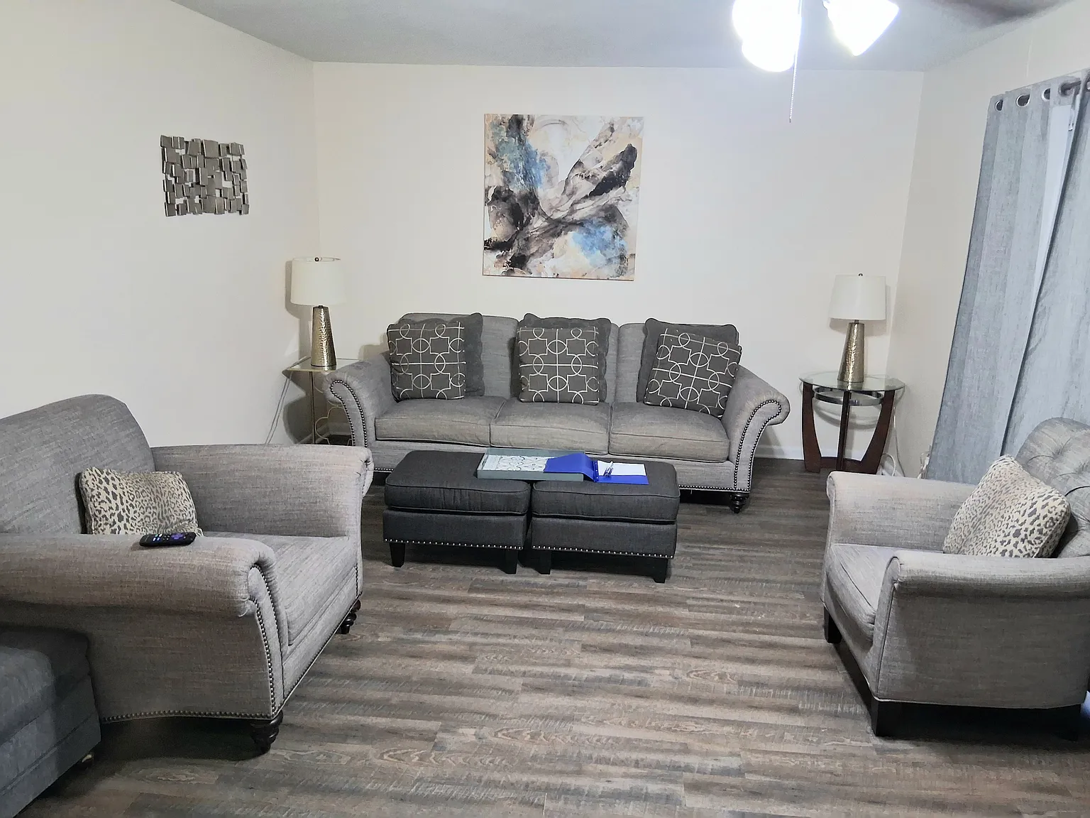 3 bed, 1413 sqft, $1,650 — Photo 1