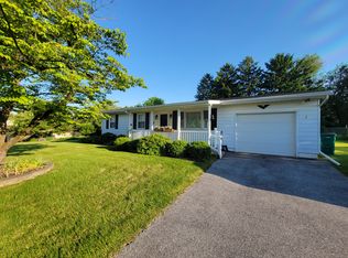 2186 Joann Ave #1, Hummelstown, PA 17036