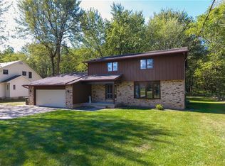 5248 Case Rd, North Ridgeville, OH 44039