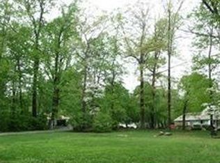 2306 Forestwood Dr, Wilmington, DE 19810