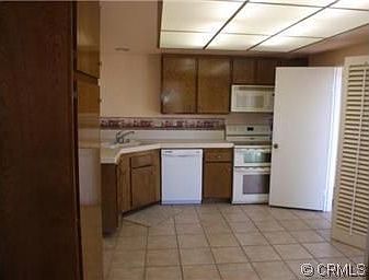 4th image of 26758 Invarey St