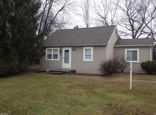 5625 Meadow View St, Sterling Heights, MI 48310