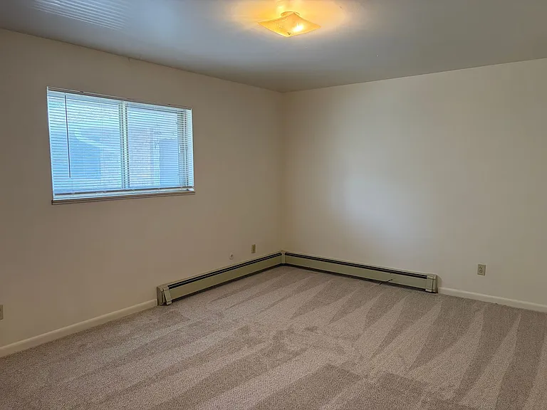 3101 E Locust St — Photo 7