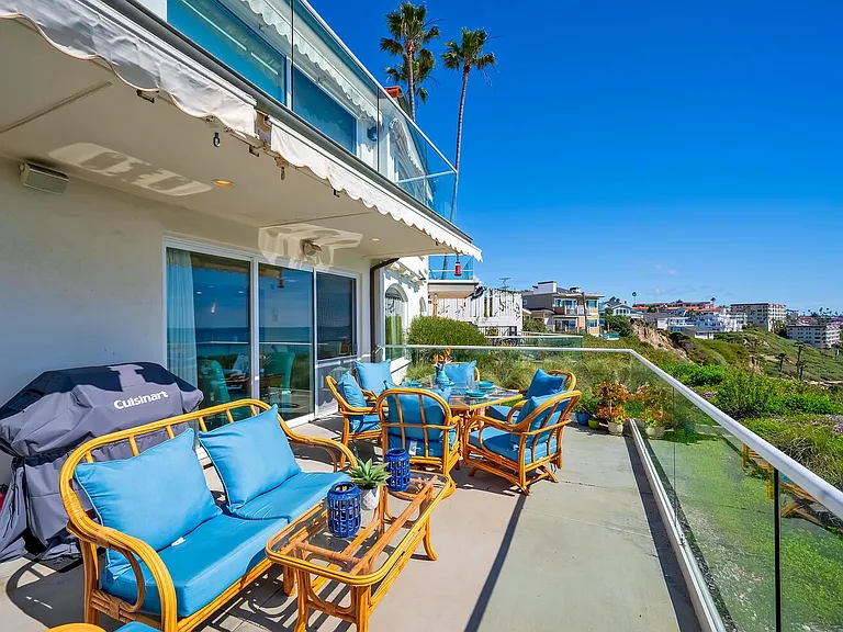 255 La Paloma — Photo 47