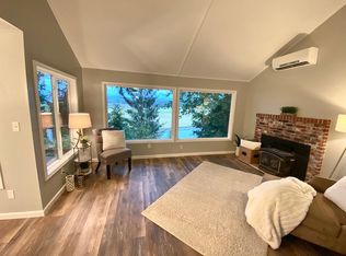 32 Lynn Point Ln, South Bend, WA 98586