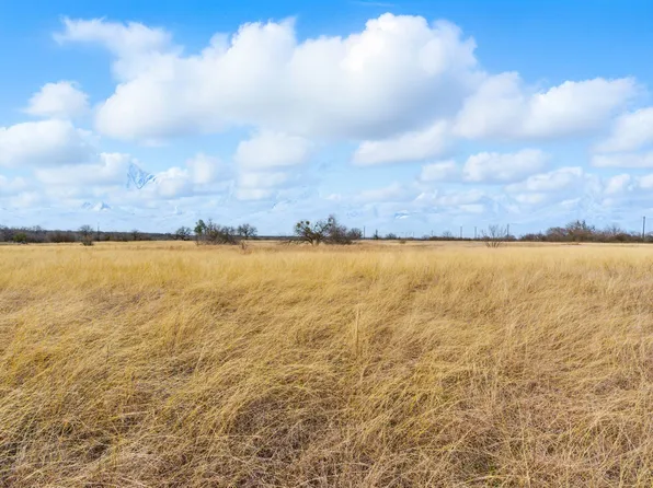 9720 Waldrup Rd, Lipan, TX 76462