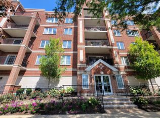 124 W Colfax St UNIT 208, Palatine, IL 60067