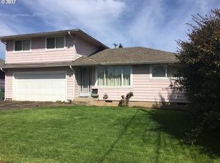 1517 Kelly Blvd, Springfield, OR 97477