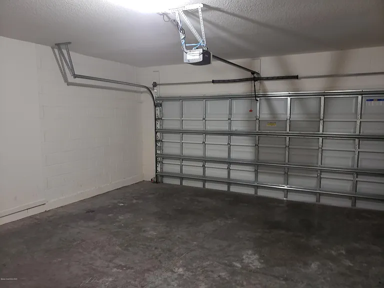 3960 Harvest Cir — Photo 28