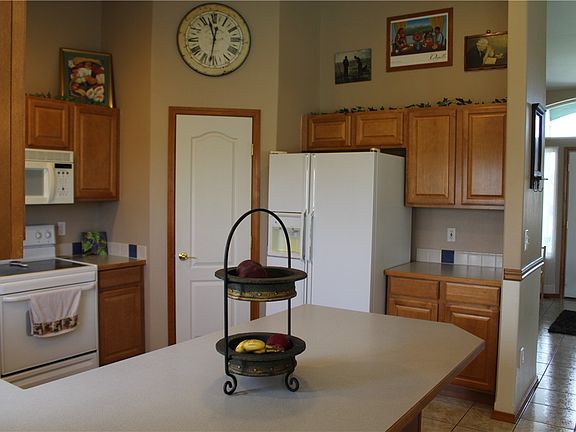4th image of 9194 Albert Way SE