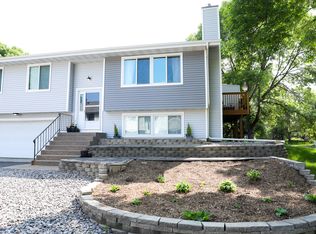 481 96th Ln NE, Blaine, MN 55434