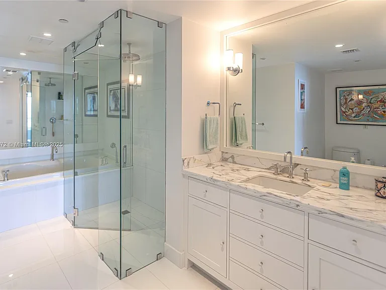 520 West Ave #1102 — Photo 23