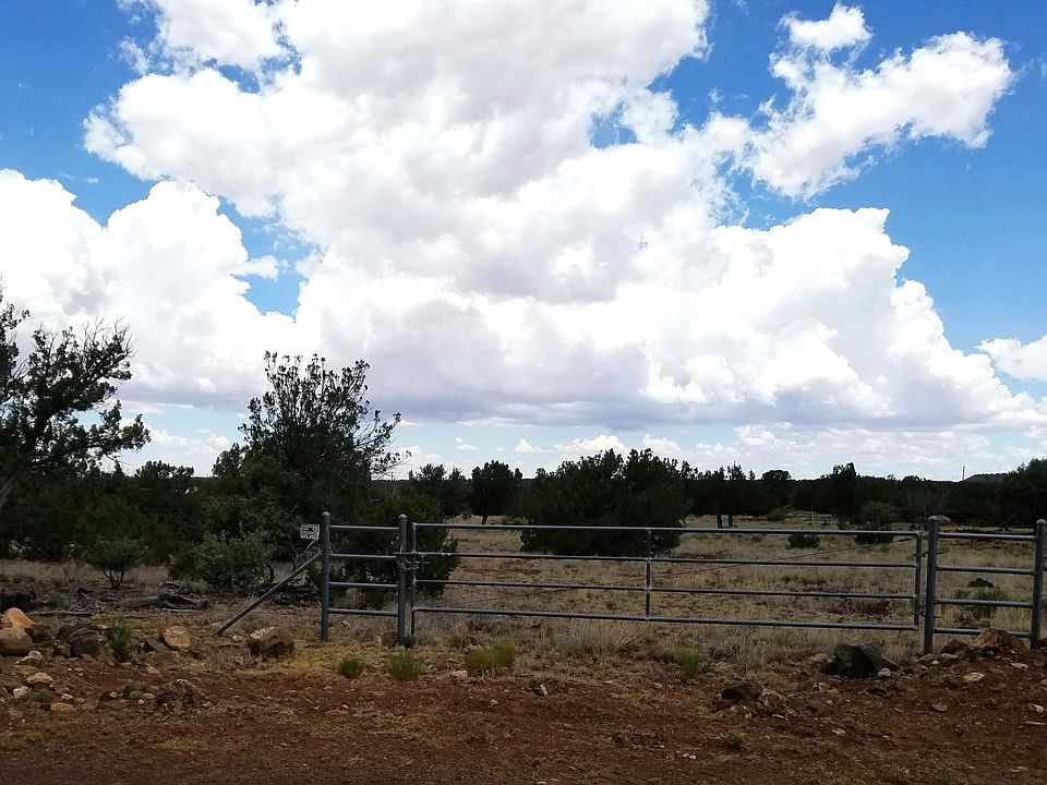 2nd image of 8318 Weber Rd