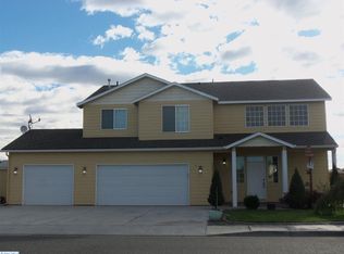 5305 Truman Ln, Pasco, WA