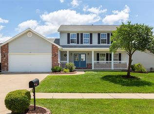 118 Fleur De Lis Dr, Wentzville, MO