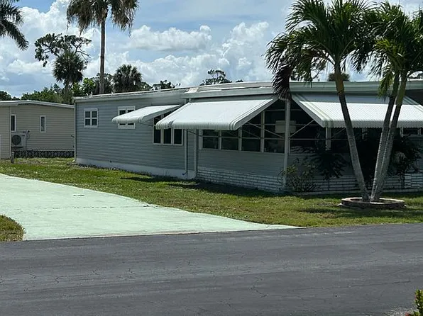 146 Paul Revere Pl, Fort Myers, FL 33908