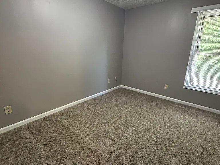 2864 Mountcrest Cir NW — Photo 19