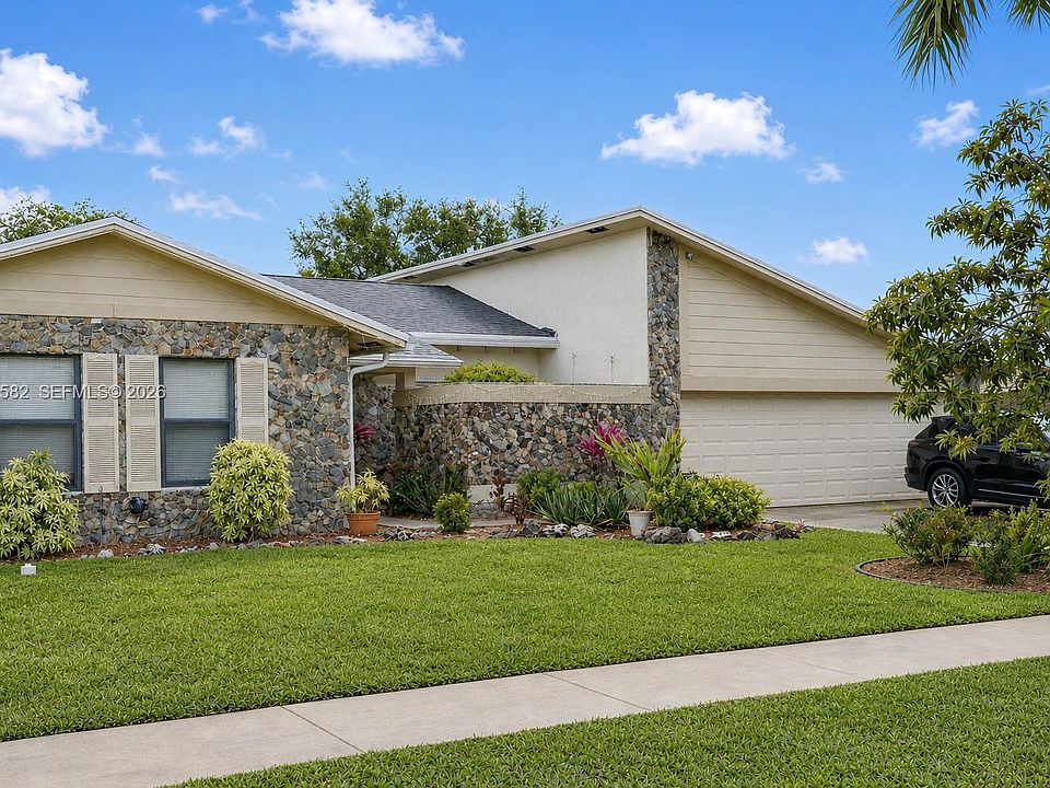 1st image of 20888 Sugarloaf Ln