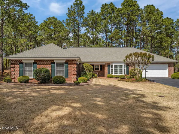 26 Ashley Court, Southern Pines, NC 28387