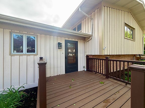 5th image of 602 S Ridgeway Ave