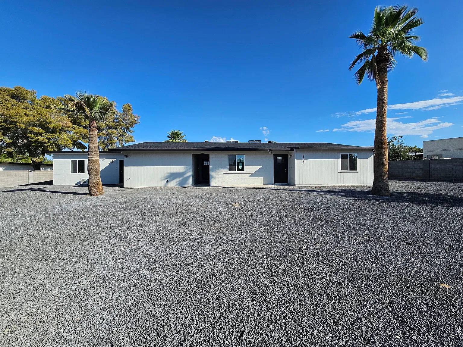 6 bed, 2200 sqft, $600 — Photo 1
