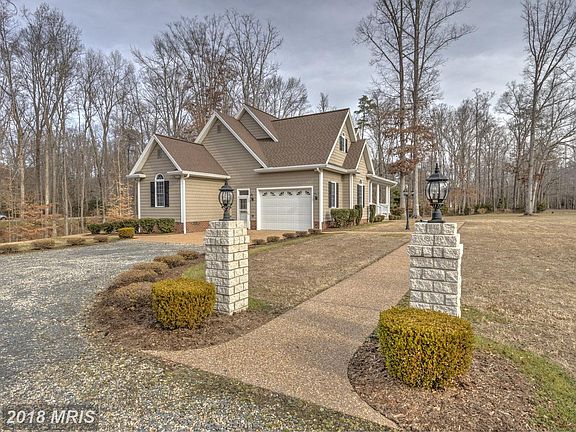 2nd image of 270 Grand Villa Dr
