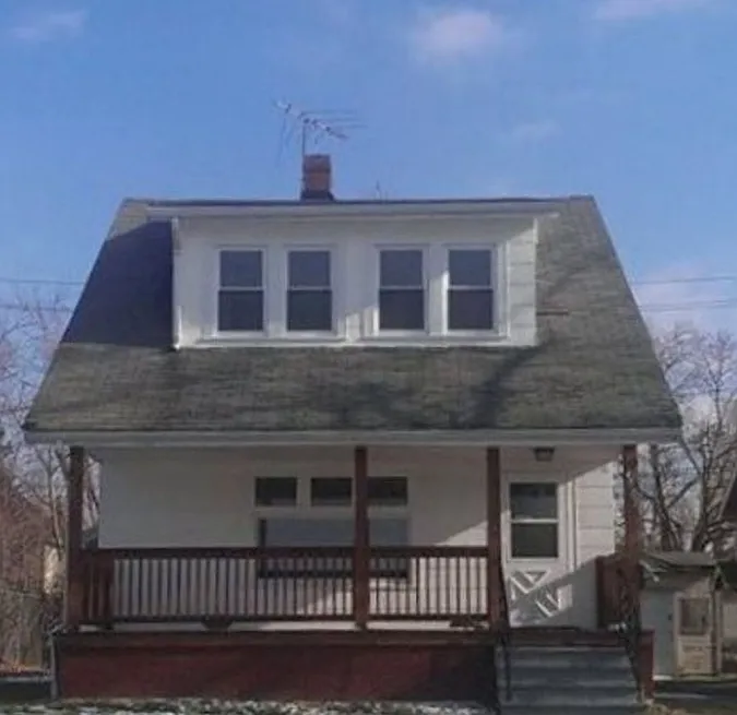 4507 E 139th St photo 1