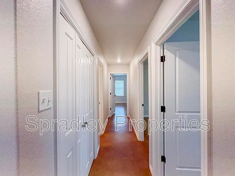 206 Juniper Dr #B — Photo 7