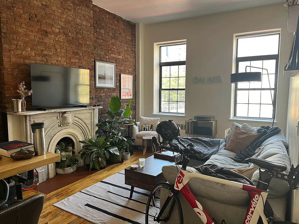 1st image of 264 W 23rd St APT 2A