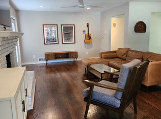 5834 Clendenin Ave, Dallas, TX 75228