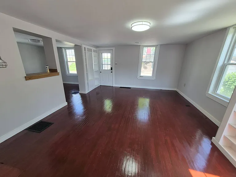 47 N Main St — Photo 2