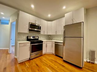 282 Driggs Ave #3F, Brooklyn, NY 11222