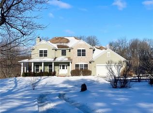 318 Wilson Rd, Clinton, PA 15026