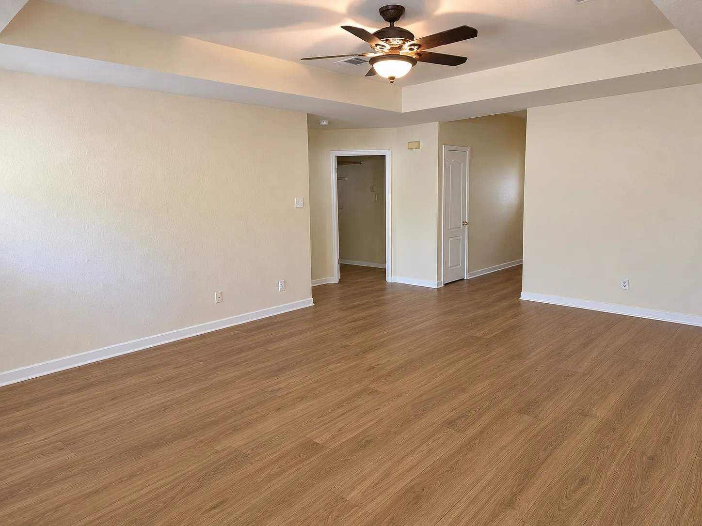 3 bed, 1550 sqft, $2,190 — Photo 3