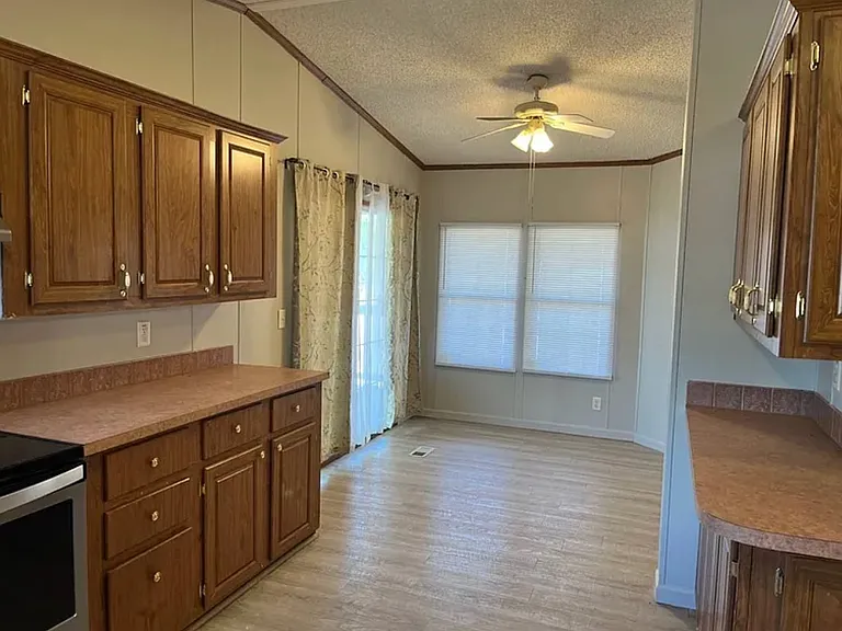 190 County Road 203 #1 — Photo 8