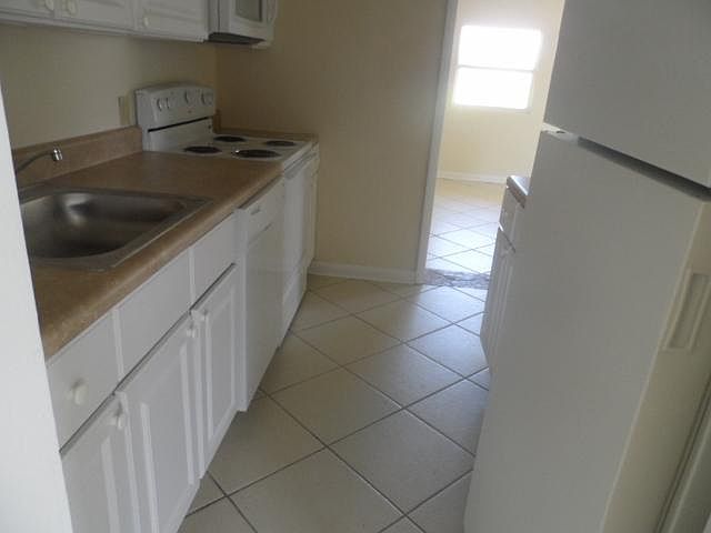 2nd image of 1601 S 15th